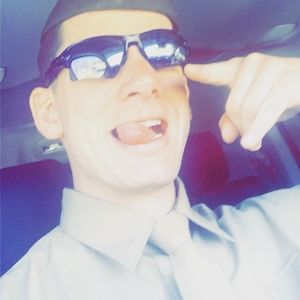 Meet your Posher, Corey